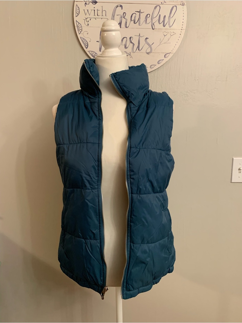 Old Navy Teal Quilted Puffer Vest